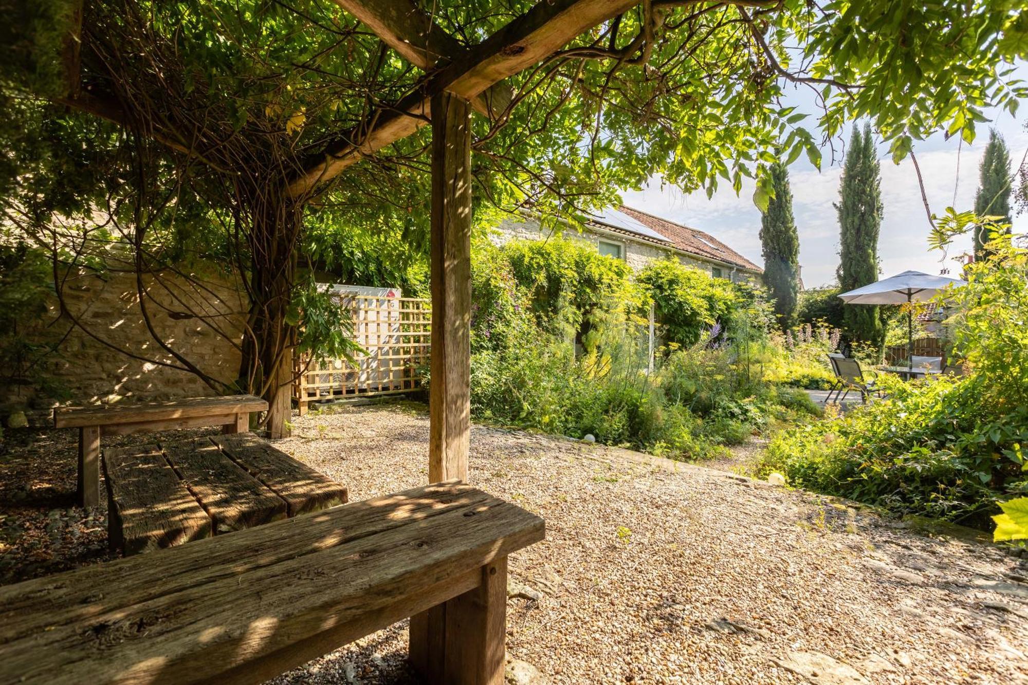 Noelle'S Cottages, The Barn Pickering Extérieur photo